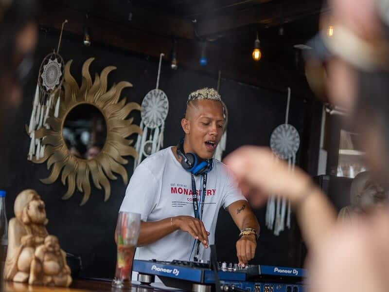 Bora Bora Beach House - Image 16