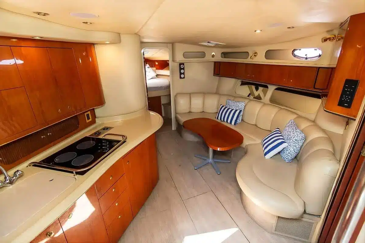 Yate Luz IV - Image 12