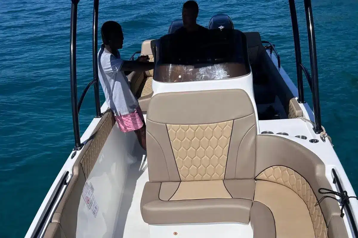 Lancha Valor - Image 4