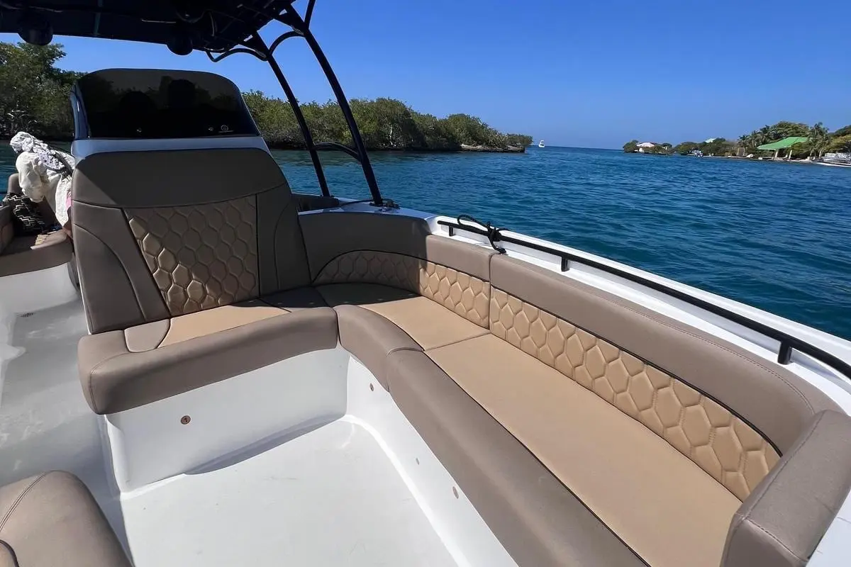 Lancha Valor - Image 2